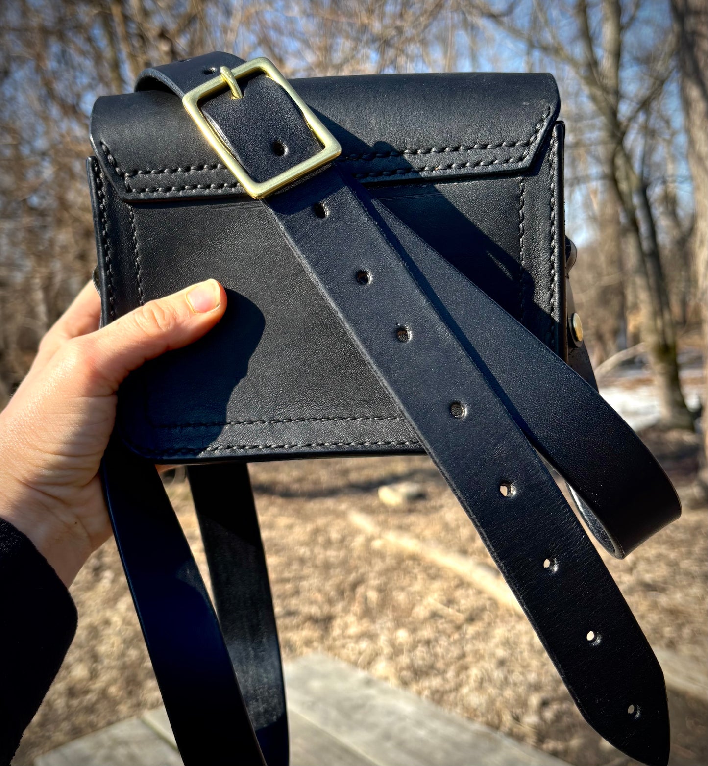 “I’m Coming to the Cottage” Crossbody Handbag