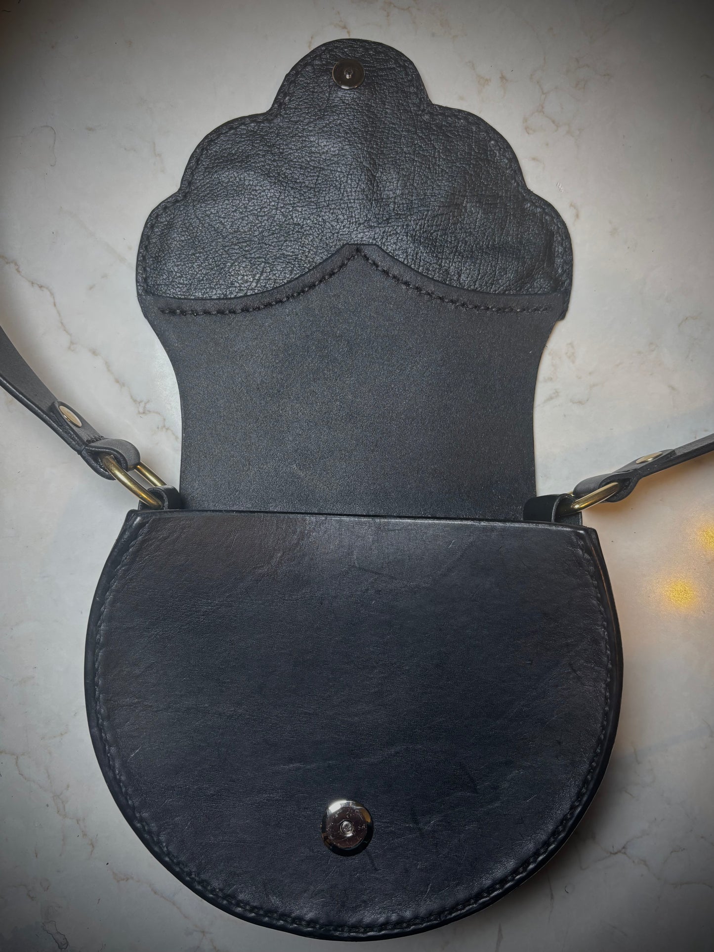 Il Silenzio Degli Innocenti Crossbody Handbag